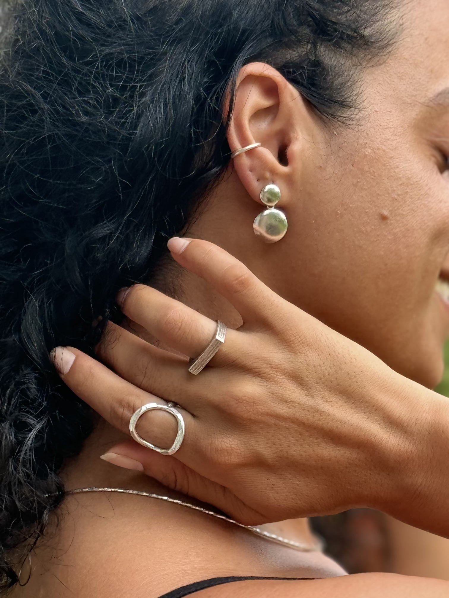 SILVER EARING LOOP