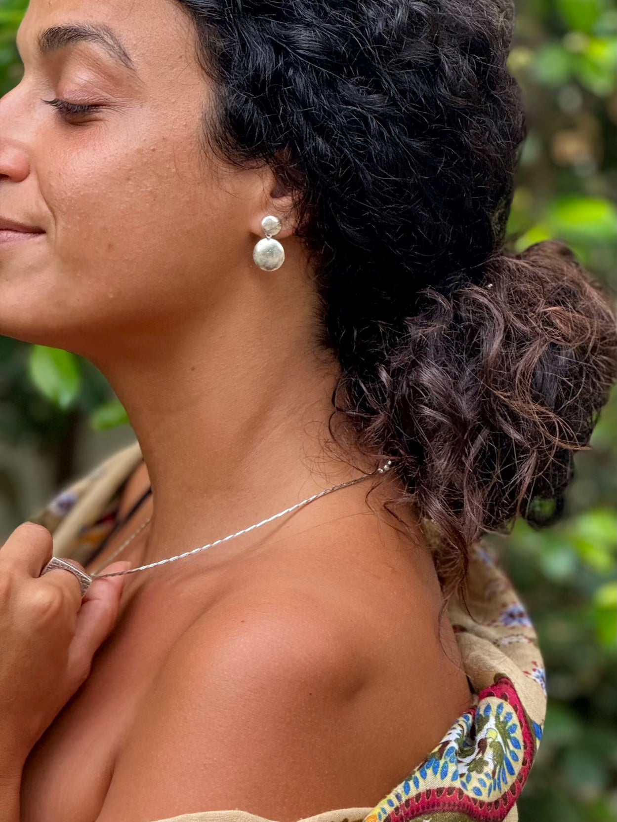 SILVER EARING LOOP